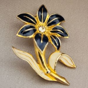 Vintage Flower Brooch